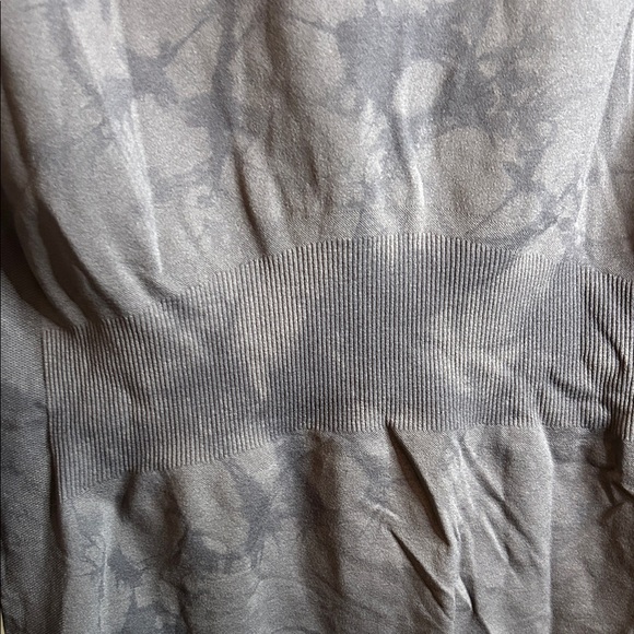 Zella Dark Gray Long Sleeve Tee Size M - Picture 8 of 10